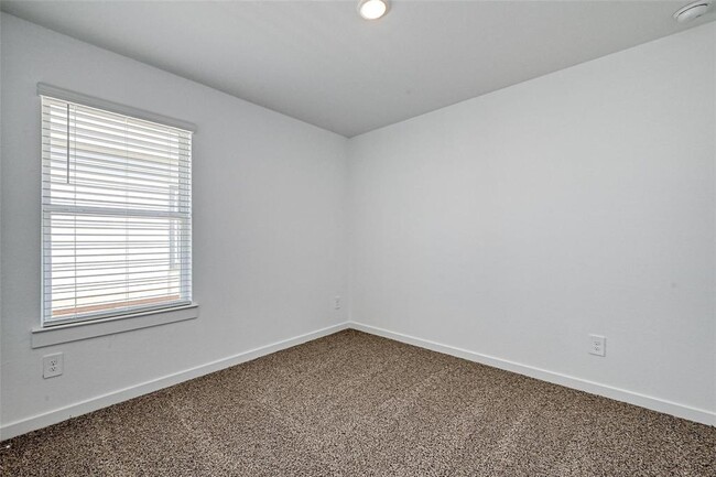 Building Photo - 31634 Brandon Ml Trl