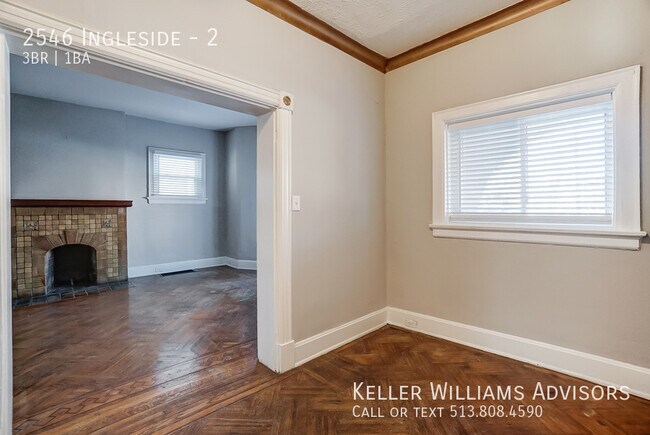 Building Photo - 2546 Ingleside-2