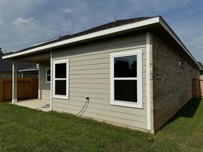 Building Photo - 27395 Axis Deer Trl
