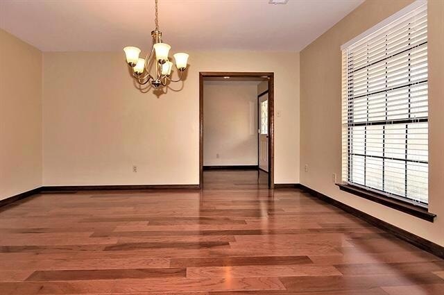 Building Photo - 555 Cross Gates Blvd