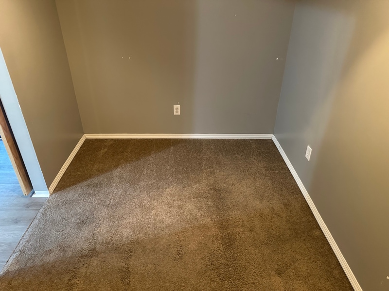 Building Photo - 422 E 41st St