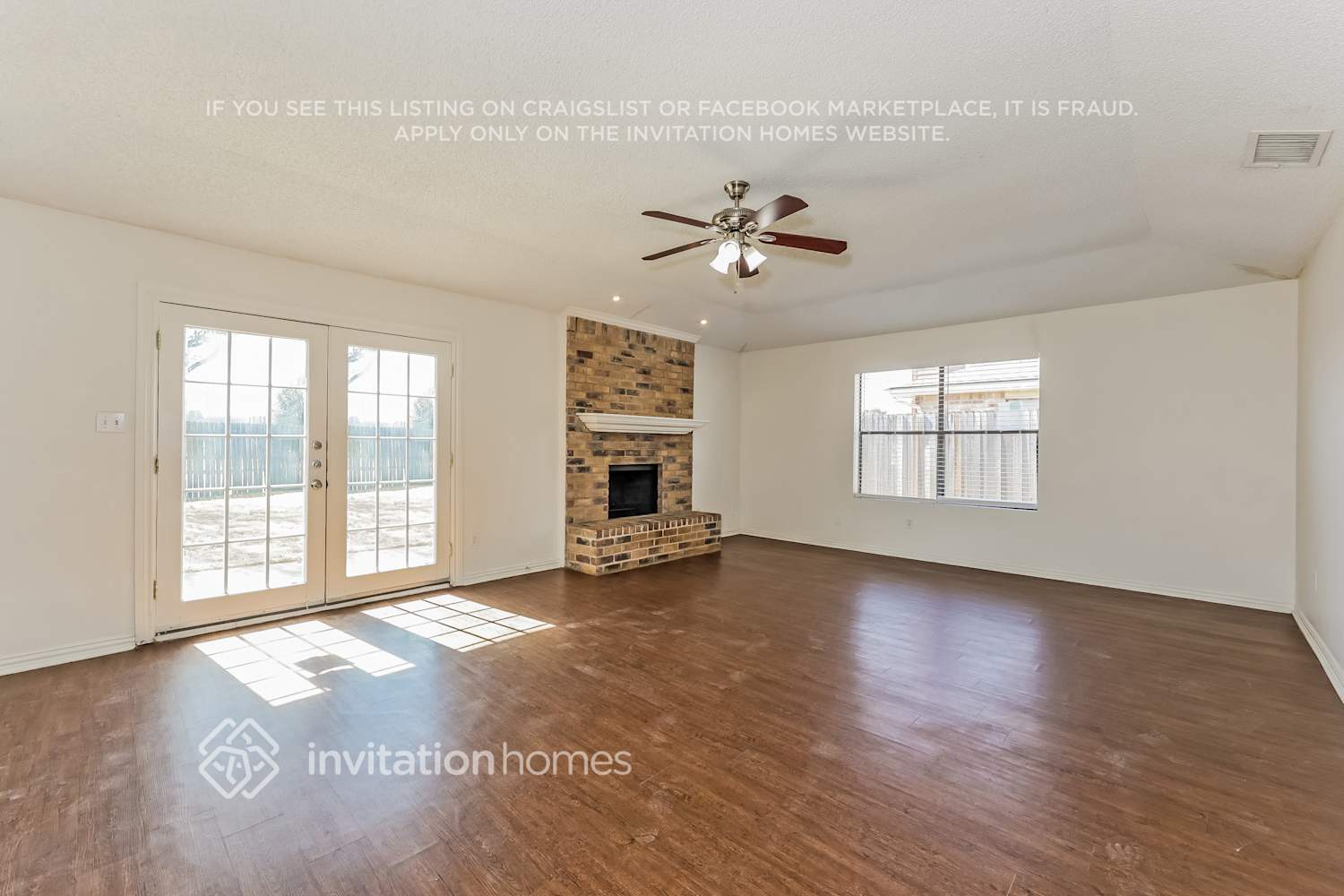 Building Photo - 654 Clover Ln