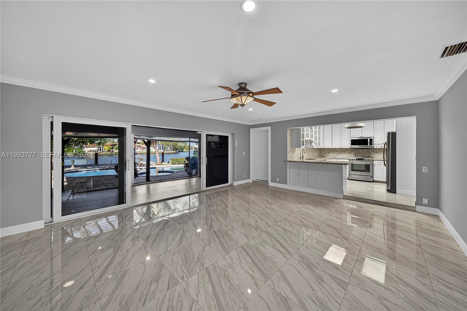 Building Photo - 2801 Coral Shores Dr