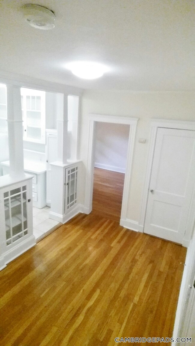 Building Photo - 19 Wendell St