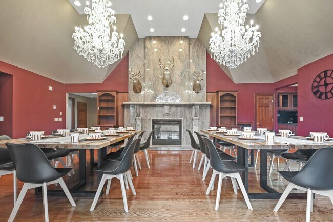 Building Photo - One of a kind Castle on the Hill for Rent! Minimum 1 month lease