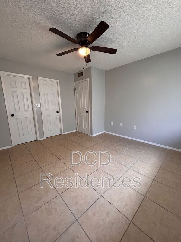 Building Photo - 3202 S Orlando Dr