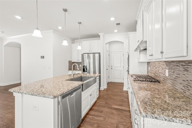 Building Photo - 15310 Scholastic Dr