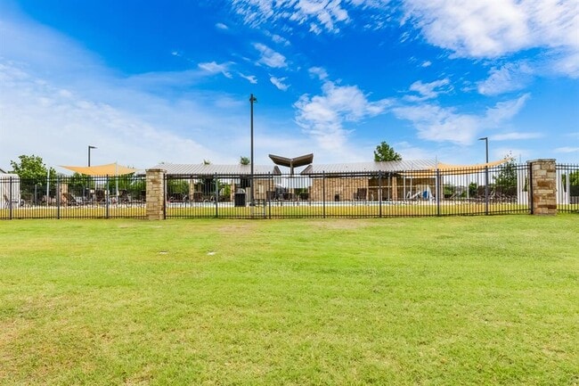 Building Photo - 7209 Spirit Hill Rd