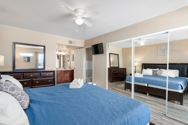 Building Photo - 3600 N Hayden Rd