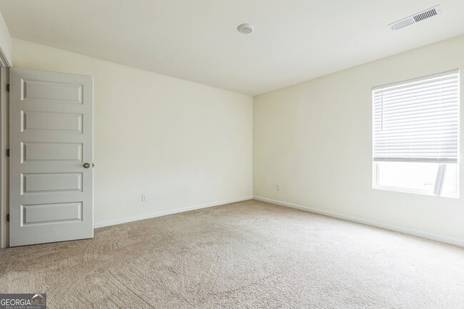 Building Photo - 2165 Waycross Ln