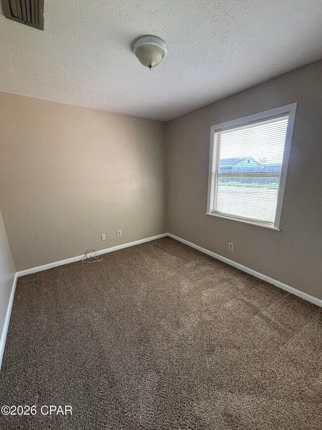 Building Photo - 4113 W 22nd St