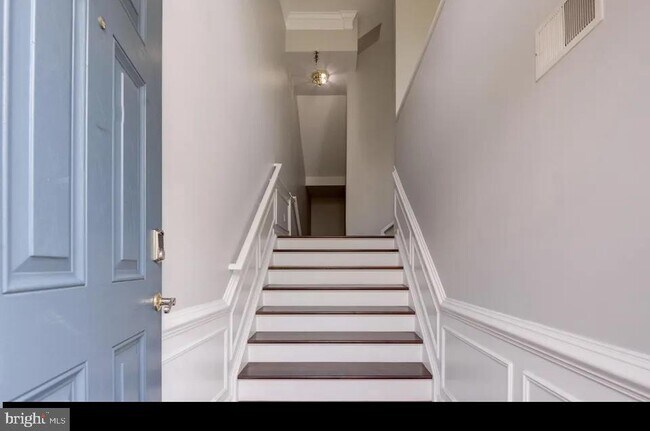 Building Photo - 13118 Rose Petal Cir