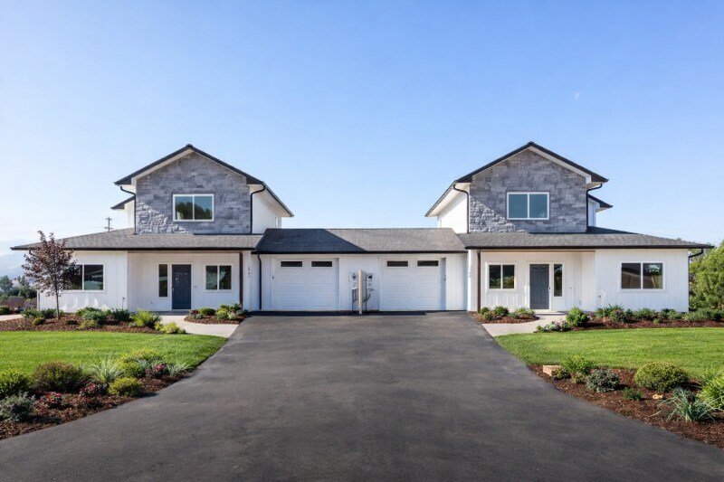 Building Photo - 1769 Grant Rd