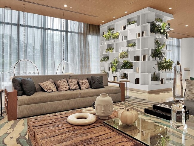 Building Photo - 45 SW 9th St