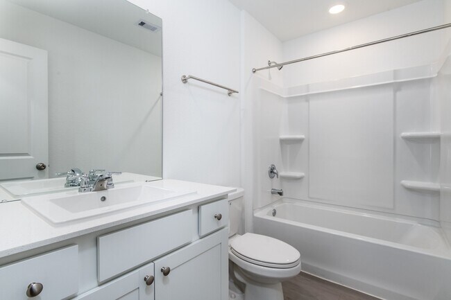 Building Photo - 14825 N Ascot Bnd Cir