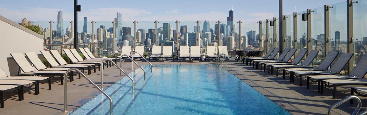 Building Photo - 901 W Blackhawk St