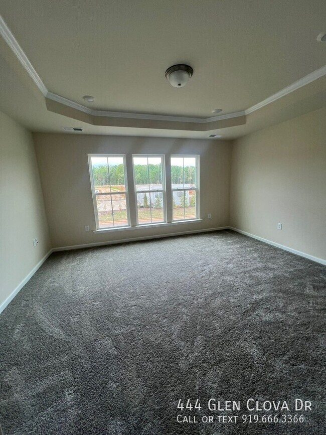 Building Photo - 444 Glen Clova Dr