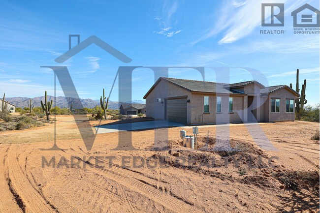 Building Photo - 3bed/2bath Home in North Scottsdale! Ready...