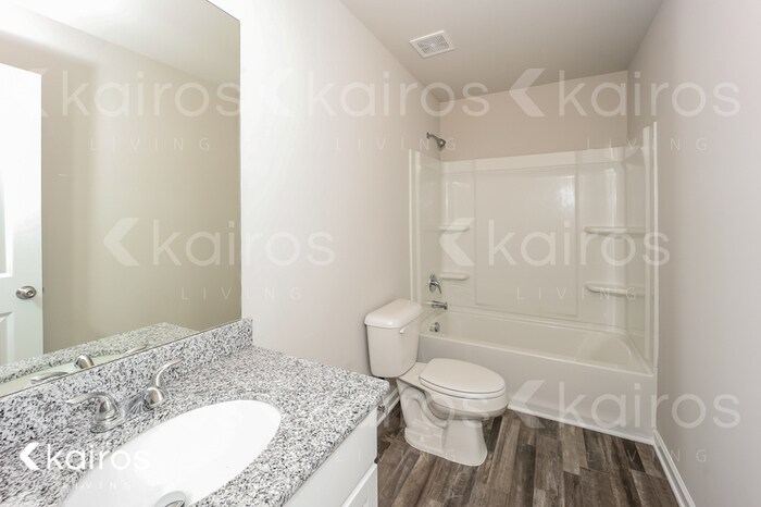 Building Photo - 454 Kildare Wy