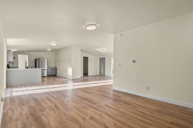 Building Photo - 1756 Tolman Creek Rd