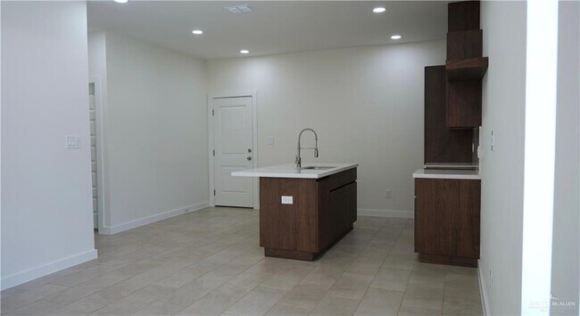 Building Photo - 1213 Woodlands Trails