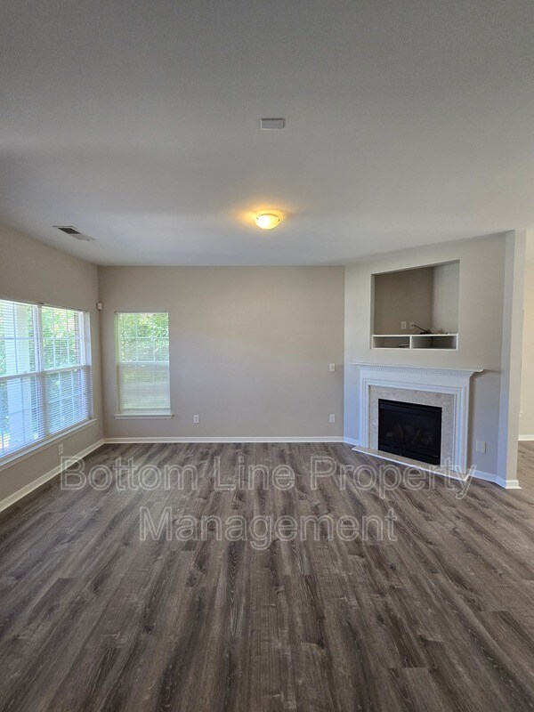 Building Photo - 8630 Carolina Lily Ln