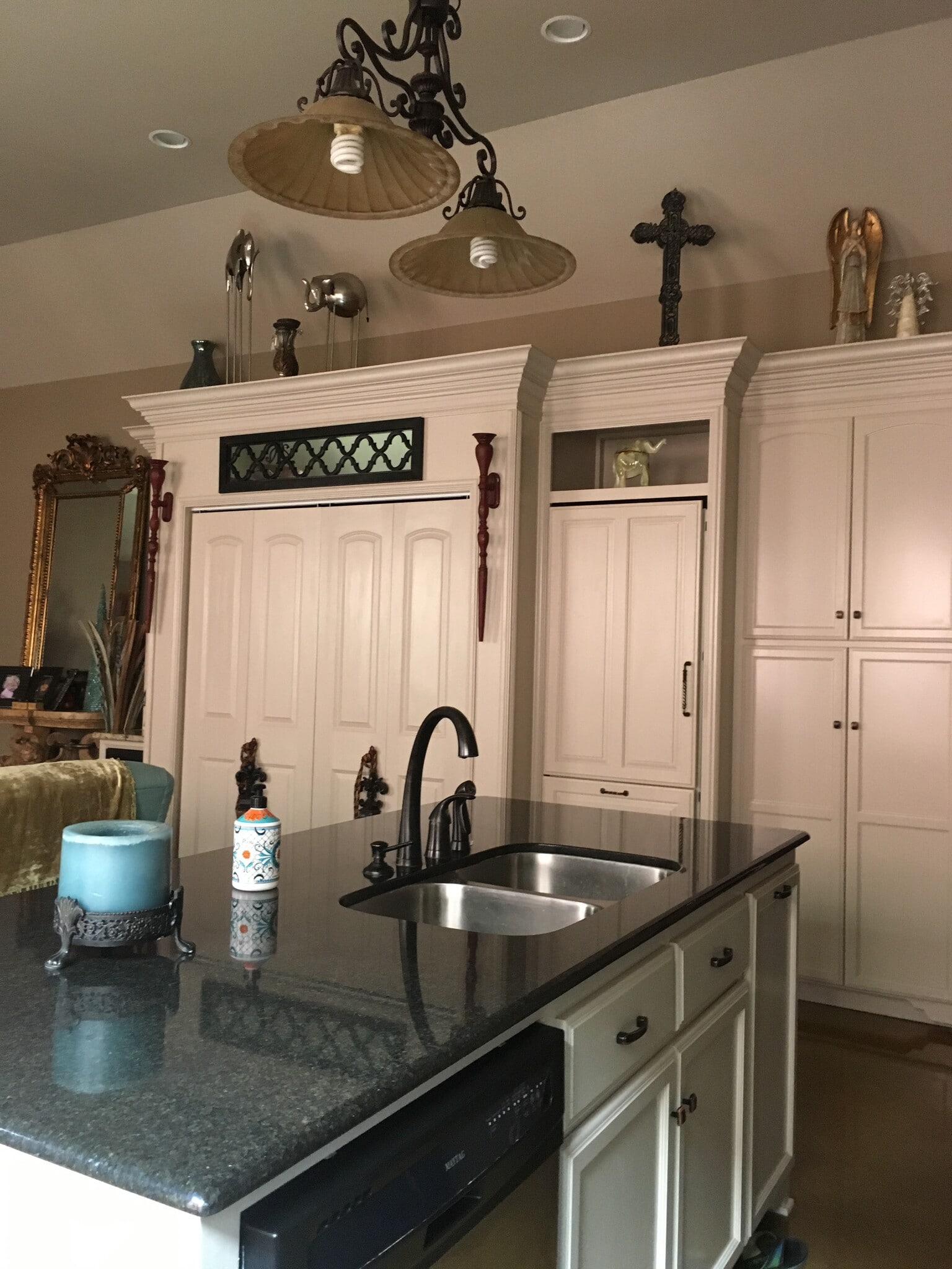 Building Photo - 141 Treasure Cv