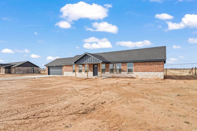 Building Photo - New Construction Home In Idalou ISD!