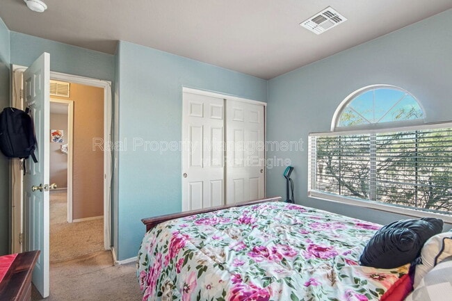 Building Photo - 12571 W Mauna Loa Ln