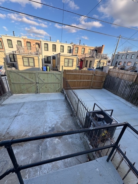 Building Photo - 821 N Collington Ave