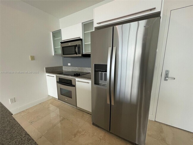 Building Photo - 888 Biscayne Blvd
