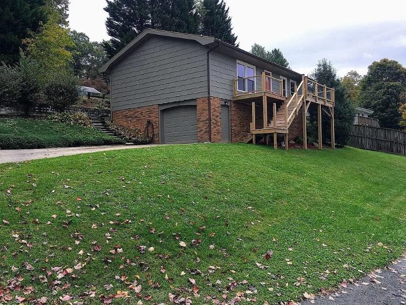 Building Photo - 107 Pebblebrook St