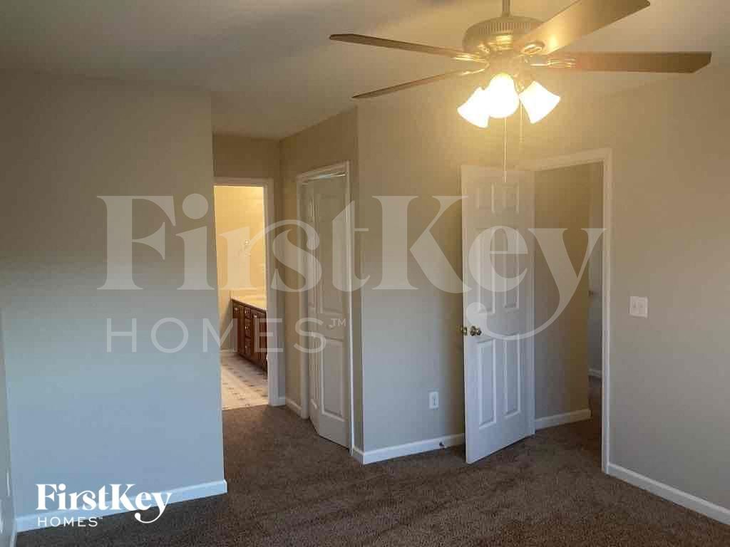 Building Photo - 1104 Wesson Ct