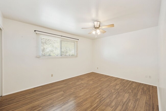 Building Photo - Great Location close to Old Town Scottsdale!