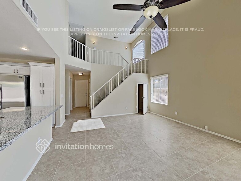 Building Photo - 7436 W Crest Ln