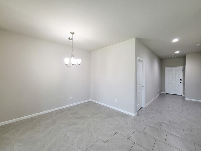 Building Photo - 29614 Breakwater Dr