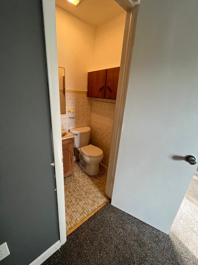 Master bath - 2 Water Tower Rd