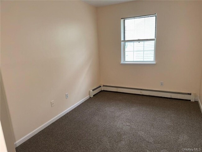 Building Photo - 100 Hillside Dr