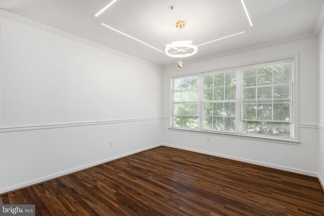Building Photo - 18506 Carriage Walk Cir