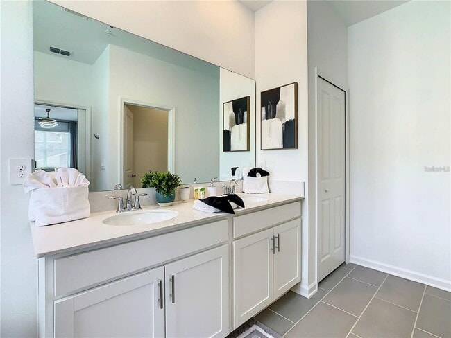 Building Photo - 8853 Cabot Cliffs Dr