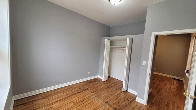 Building Photo - 4056 W Hirsch St