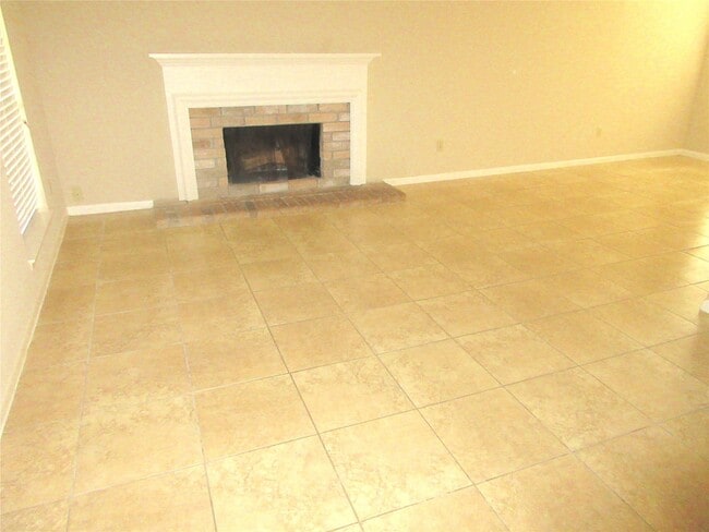 Building Photo - 2626 Planters House Ln