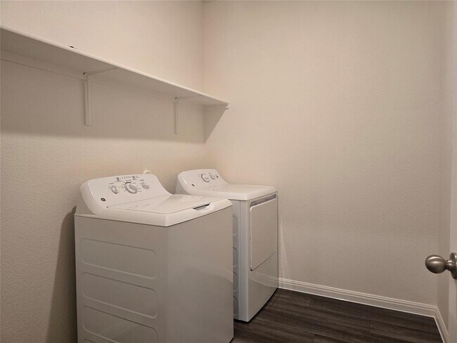 Building Photo - 209 Rodgers Rd