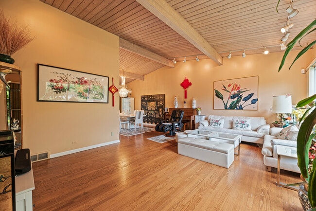 Building Photo - 2906 Idlewood Ln