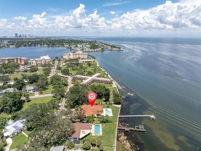 Building Photo - 5810 Bahama Shores Dr S