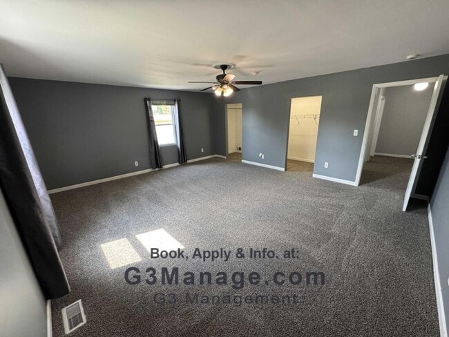 Building Photo - 407 N Reese St