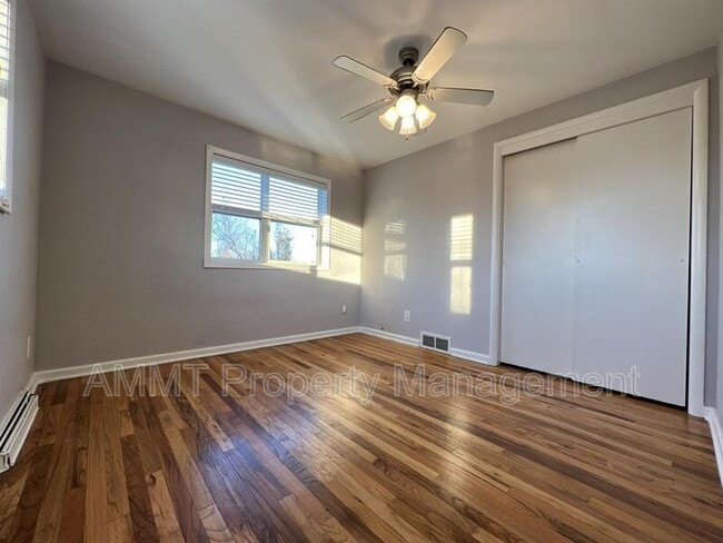 Building Photo - 2990 1/2 8th Street