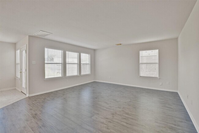 Building Photo - 3831 Pebble Garden Ln