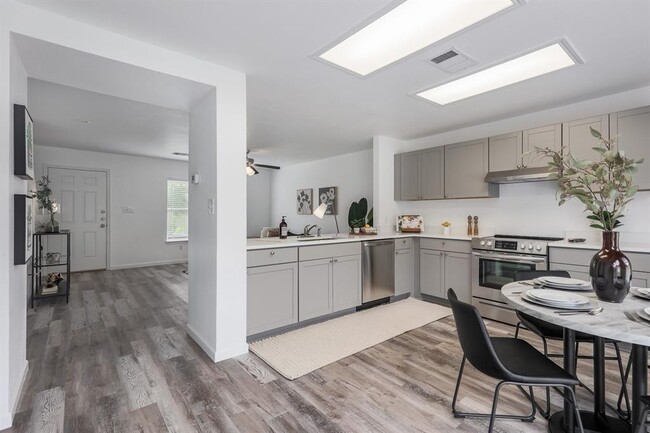 Primary Photo - 10732 Marshitahs Way