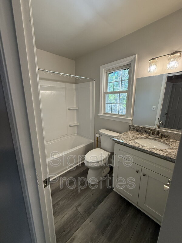 Building Photo - 508 Mulligan Dr